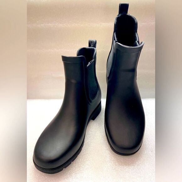Eddie Bauer Shoes - Eddie Bauer Women's Hailey Water Resistant Black Stretch Rain Bootie (Size 6)